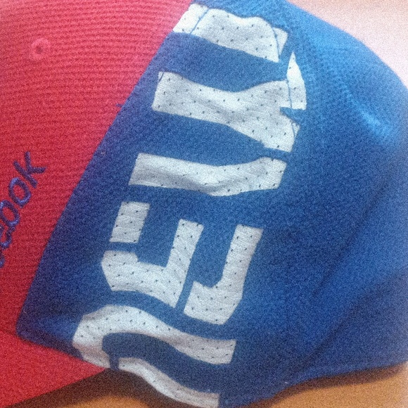 New York Rangers Red Cap - Picture 3 of 7